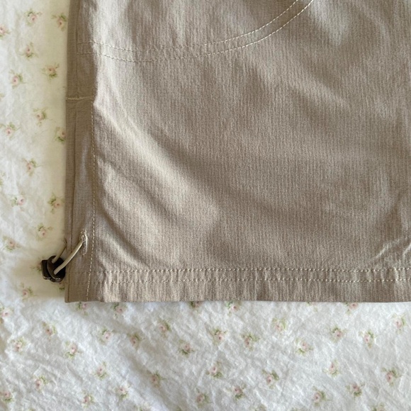 beige athletic miniskirt with built in shorts - Picture 5 of 7